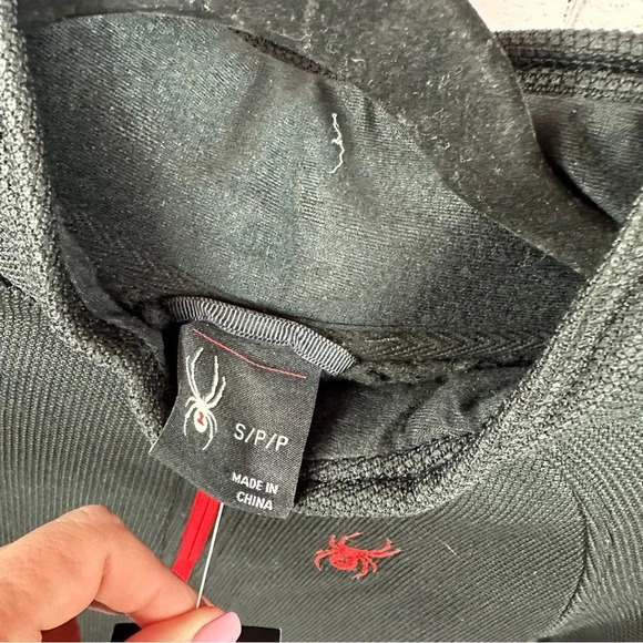 Men's red and black Spyder jacket size small - Picture 8 of 8